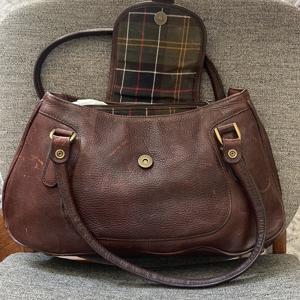 Barbour bag only used 2 times - Picture 6 of 10